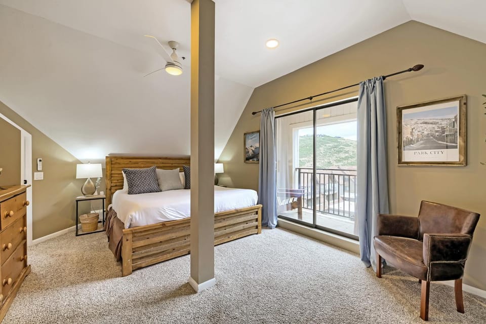 Village Loft 31 at Park City Mountain condo Apartment in Park City