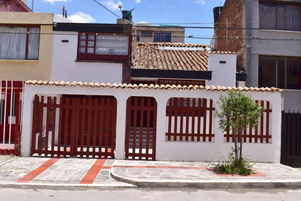Property building, Day, Neighbourhood, Street view