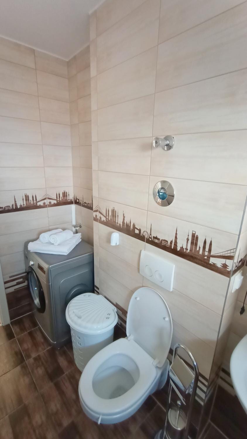 Toilet, Bathroom