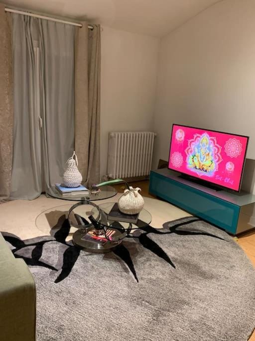 TV and multimedia, Living room