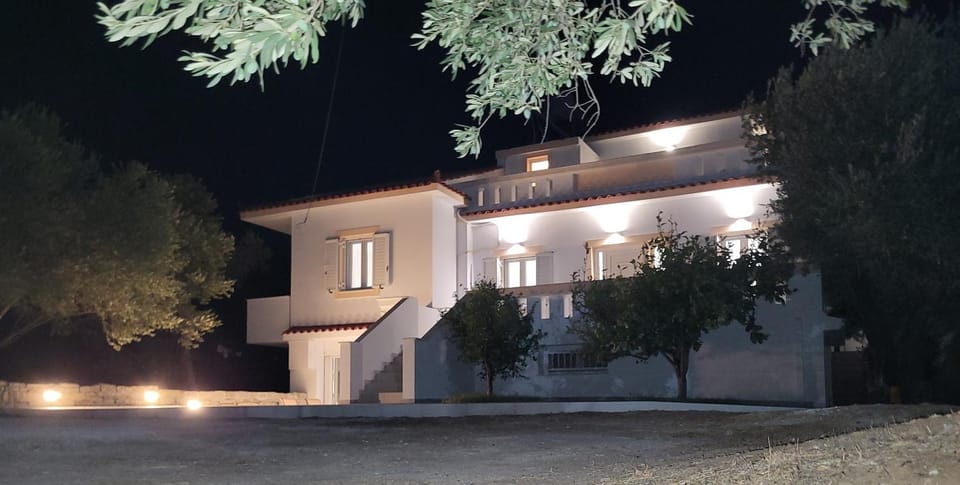 Olive Τree Ηouses Villa in Samos, Greece