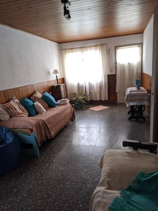 Bed, Living room