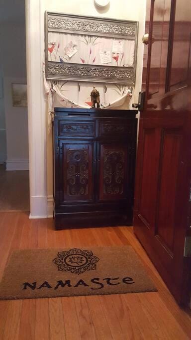 Large Space Great for Groups & Families Apartment in Montclair