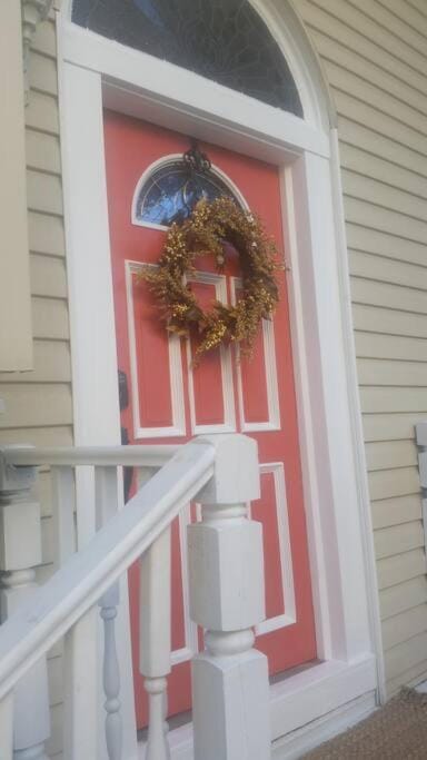 Large Space Great for Groups & Families Apartment in Montclair