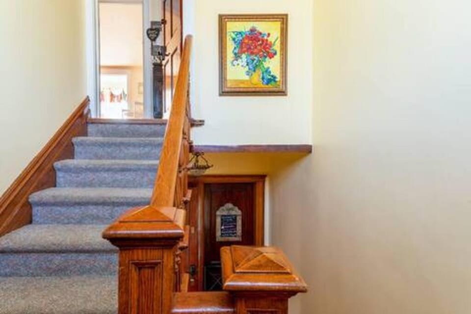 Large Space Great for Groups & Families Apartment in Montclair