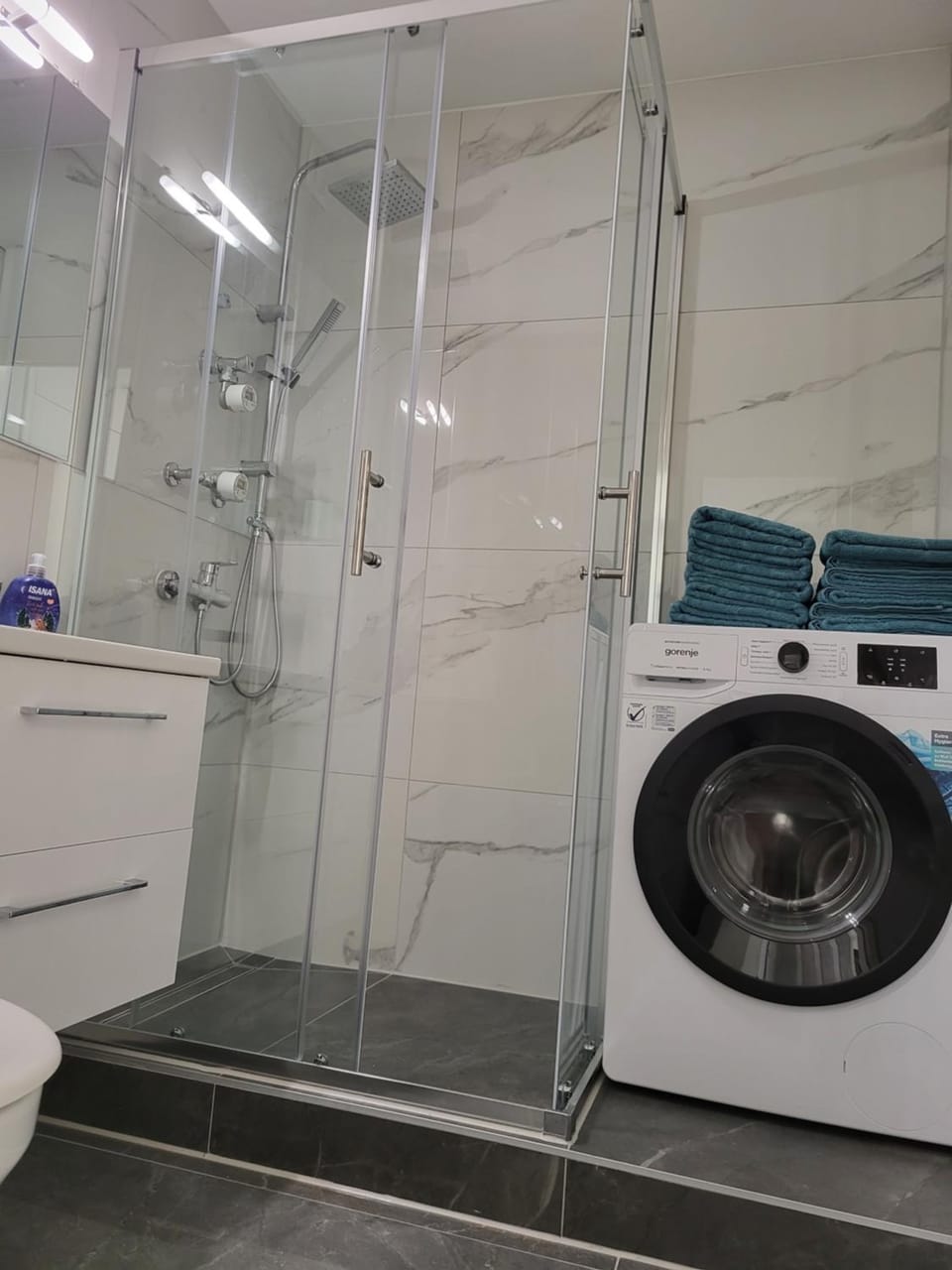 Shower, Bathroom, washing machine