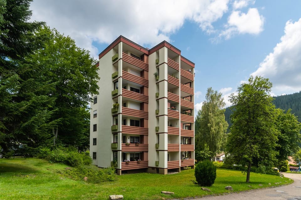 Property building, Natural landscape, Mountain view