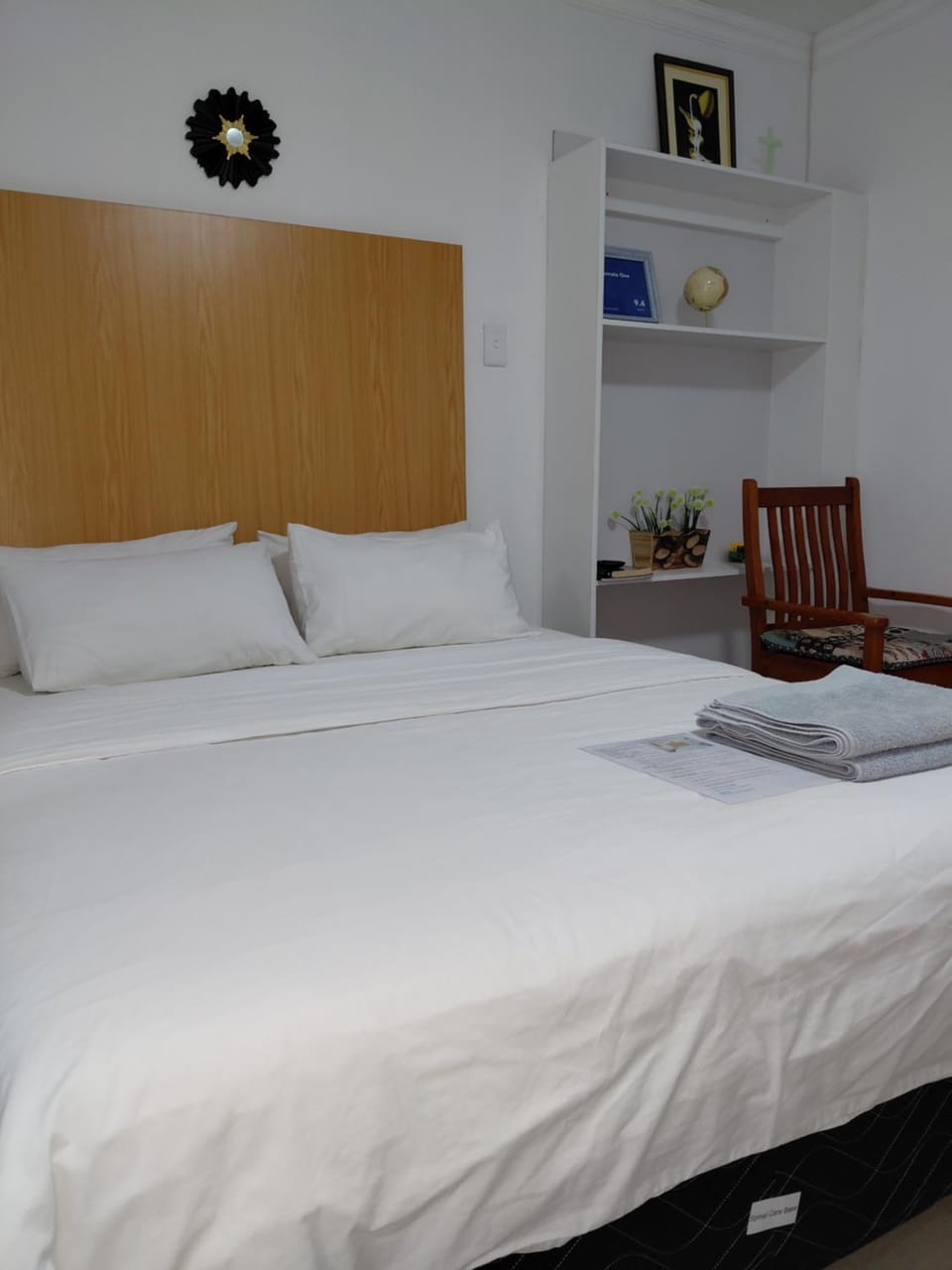 Bed, Decorative detail, Bedroom, towels, wardrobe