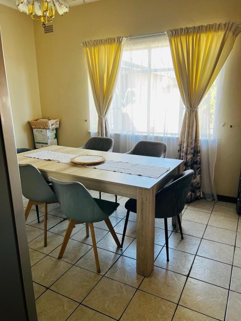 EXCLUSIVE GUEST HOUSE Bed and Breakfast in South Africa