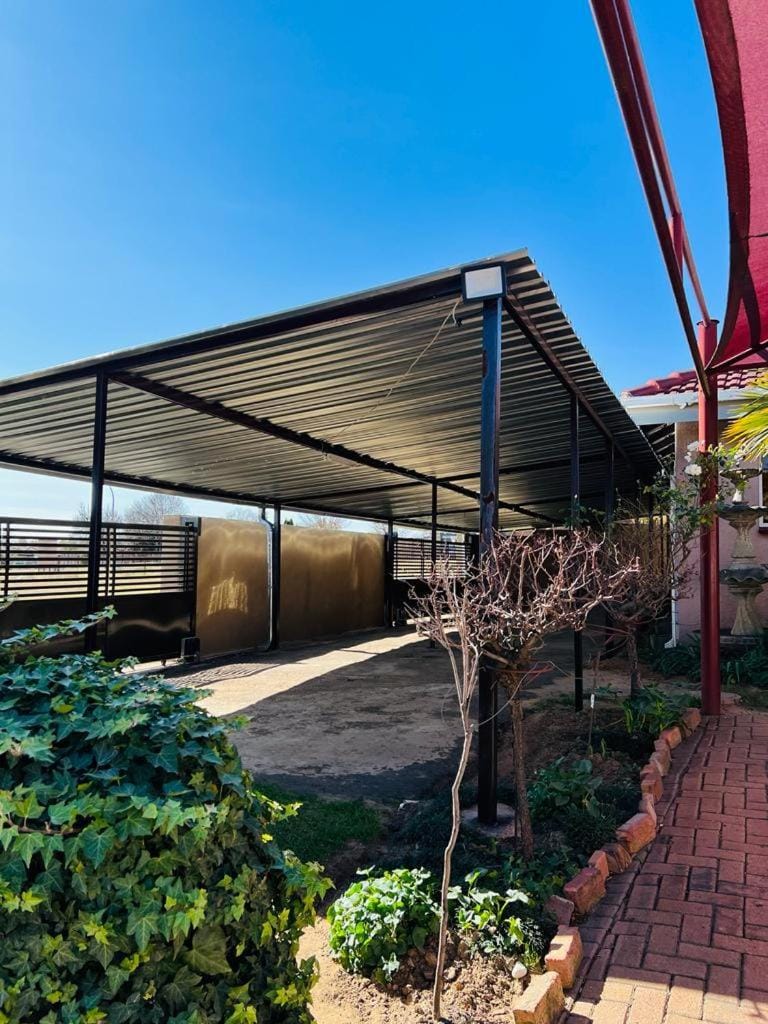 EXCLUSIVE GUEST HOUSE Bed and Breakfast in South Africa
