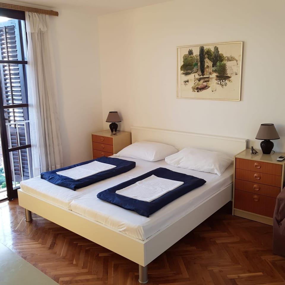 Apartment Anet with free parking Apartment in Dubrovnik