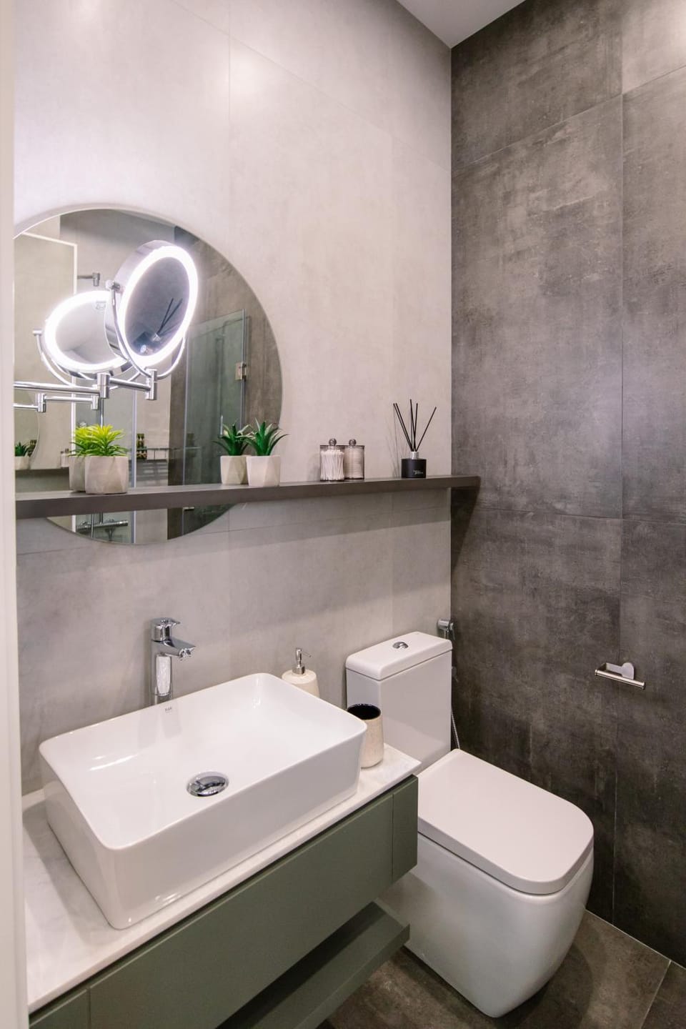 Toilet, Bathroom