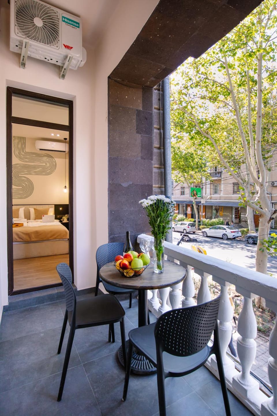 View (from property/room), Balcony/Terrace, Seating area, air conditioner