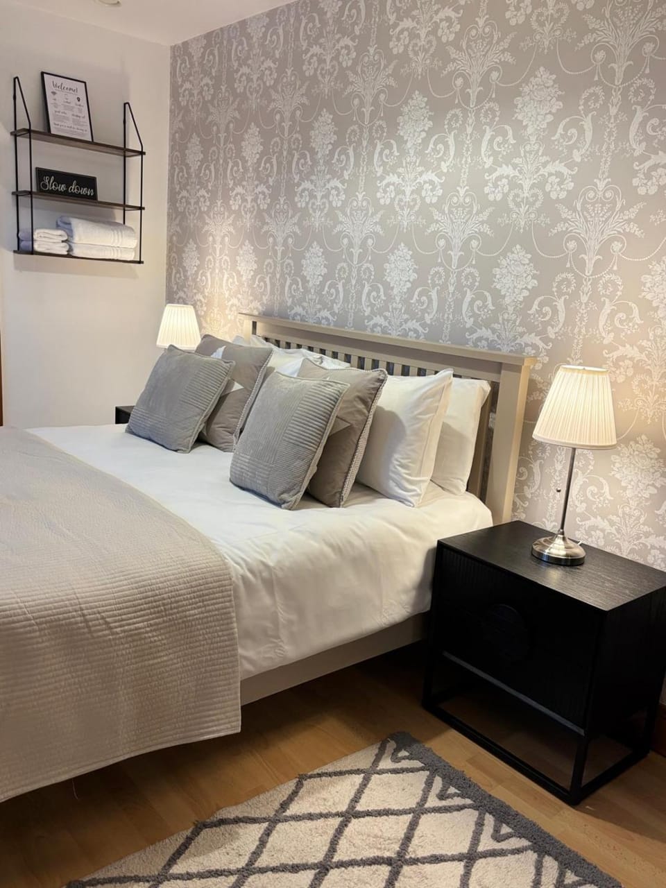 Malahide Guest Rooms Bed and Breakfast in Malahide