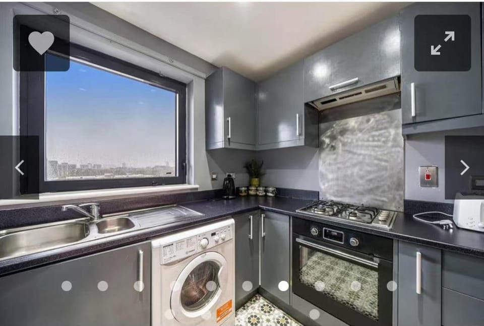 Luxury 2 BR Flat in Canary Wharf Apartment in London