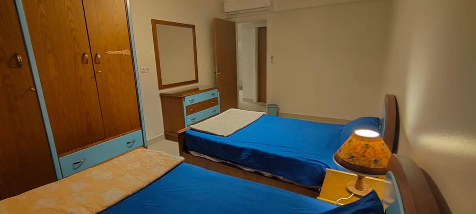 Bed, Photo of the whole room, Bedroom, wardrobe
