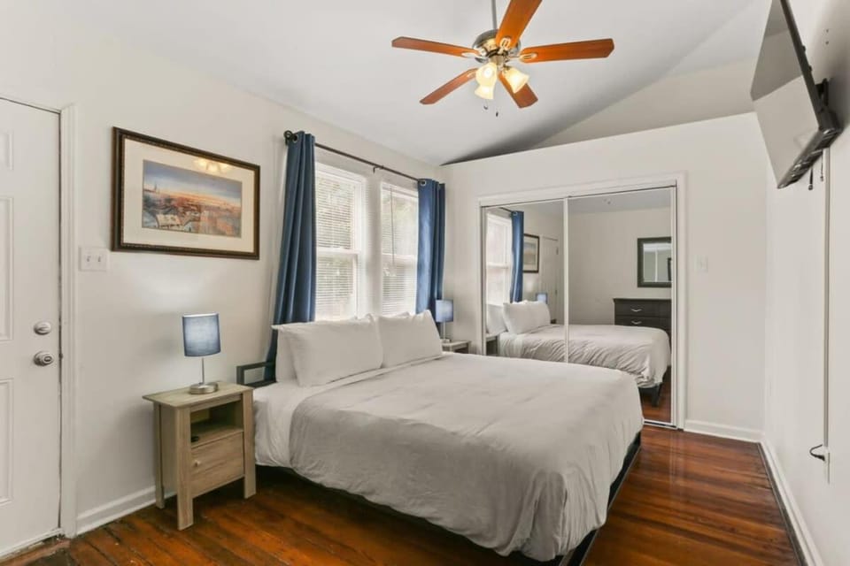 Pristine and comfy Mid-City 2BD 1BA Apartment in New Orleans