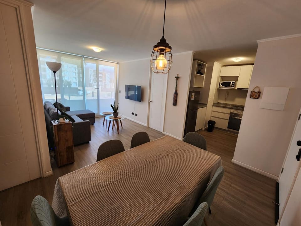 Communal lounge/ TV room, Living room, Dining area