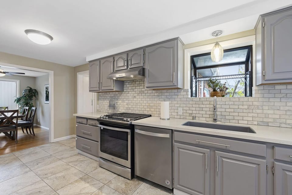 New Broadway House Mount Vernon House in Mount Vernon