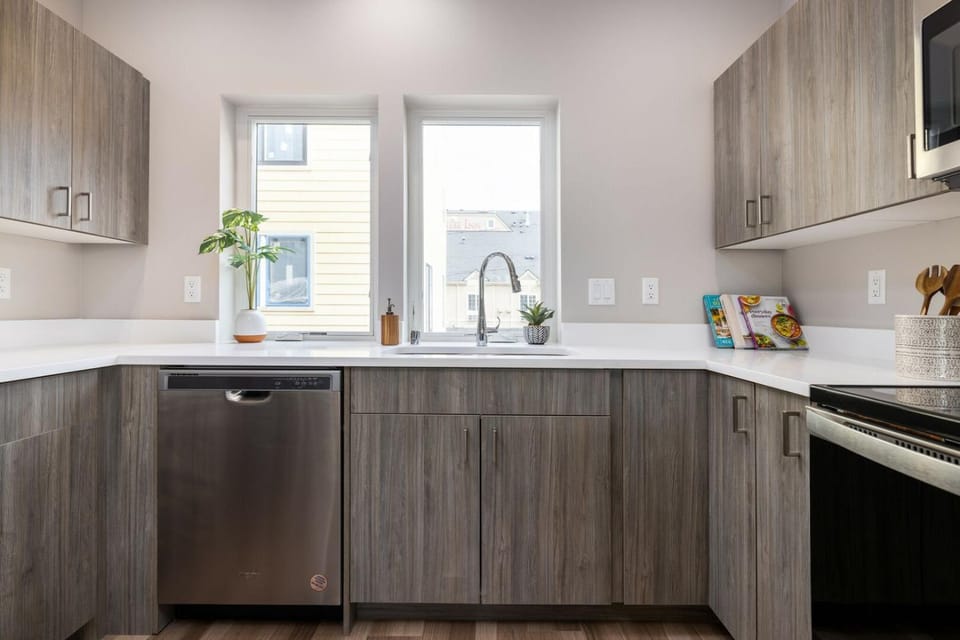 Brand New Fully Updated Condo 904 in Anacortes House in Anacortes