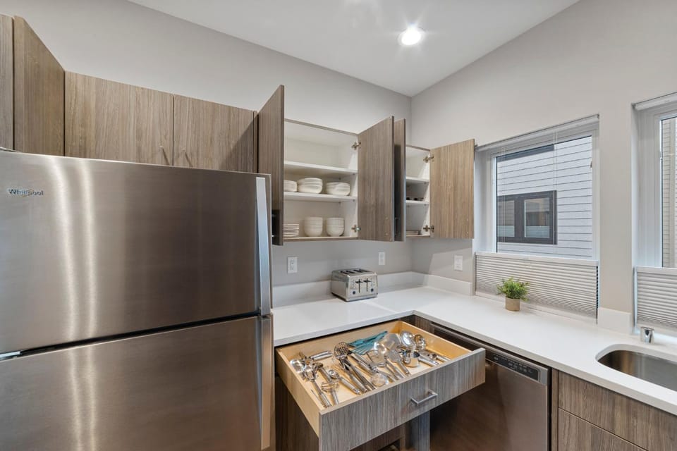 Brand New Fully Updated Condo 906 in Anacortes House in Anacortes