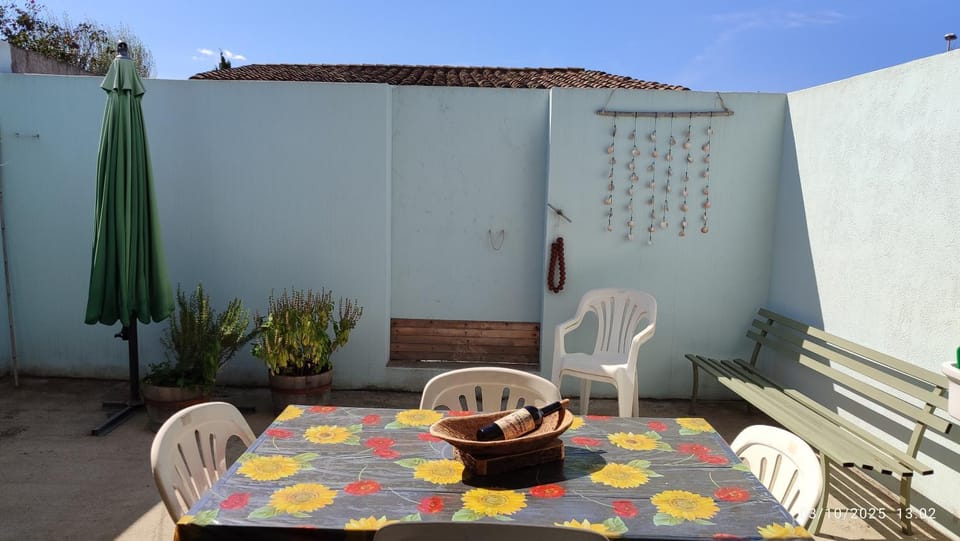 Inner courtyard view