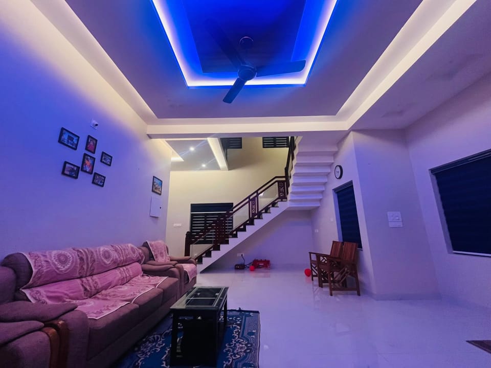 Communal lounge/ TV room, Living room
