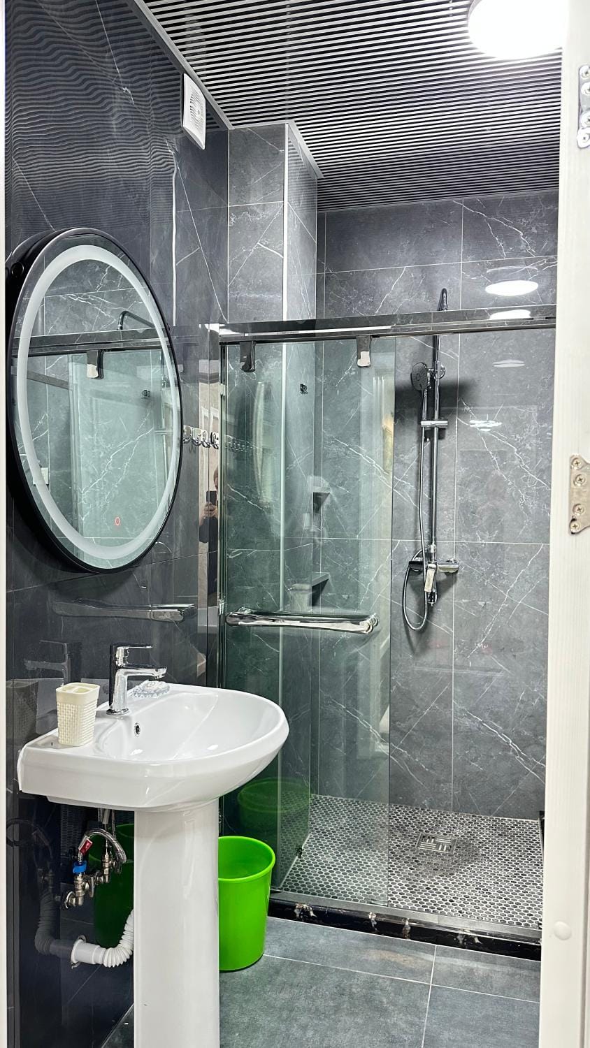 Shower, Toilet, Bathroom