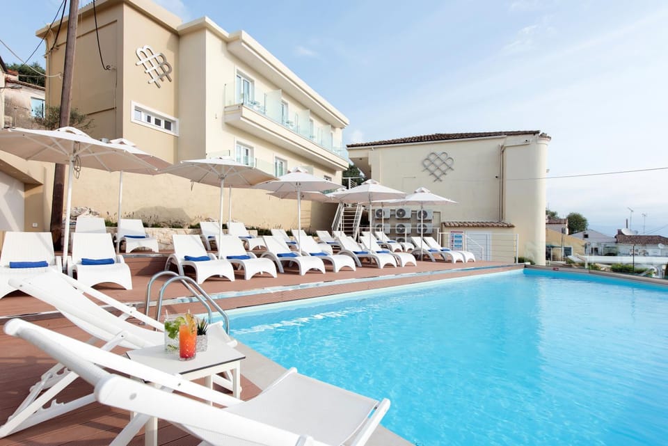 Property building, Swimming pool