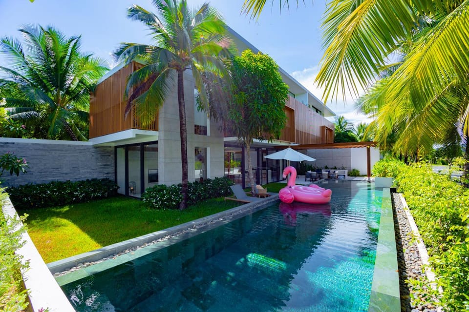 Garden, Pool view