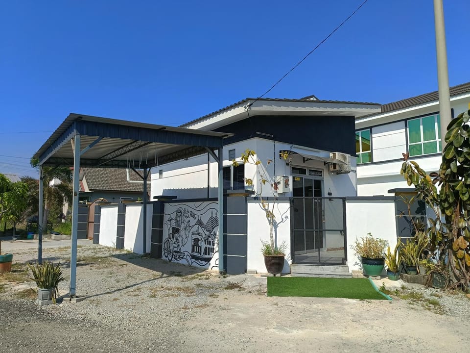 Studio Teratak Alisha Permatang Pauh House in Penang