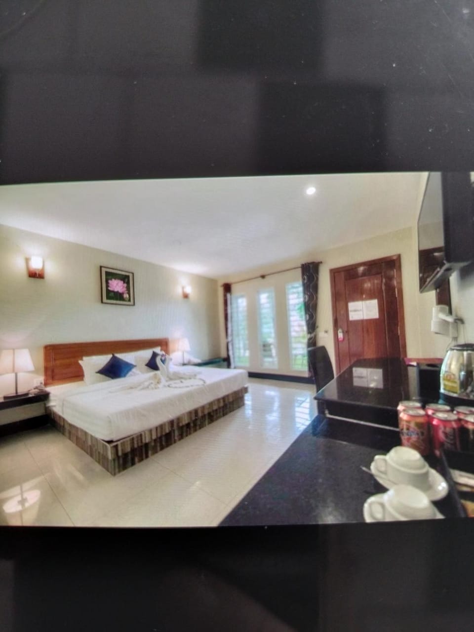 Photo of the whole room