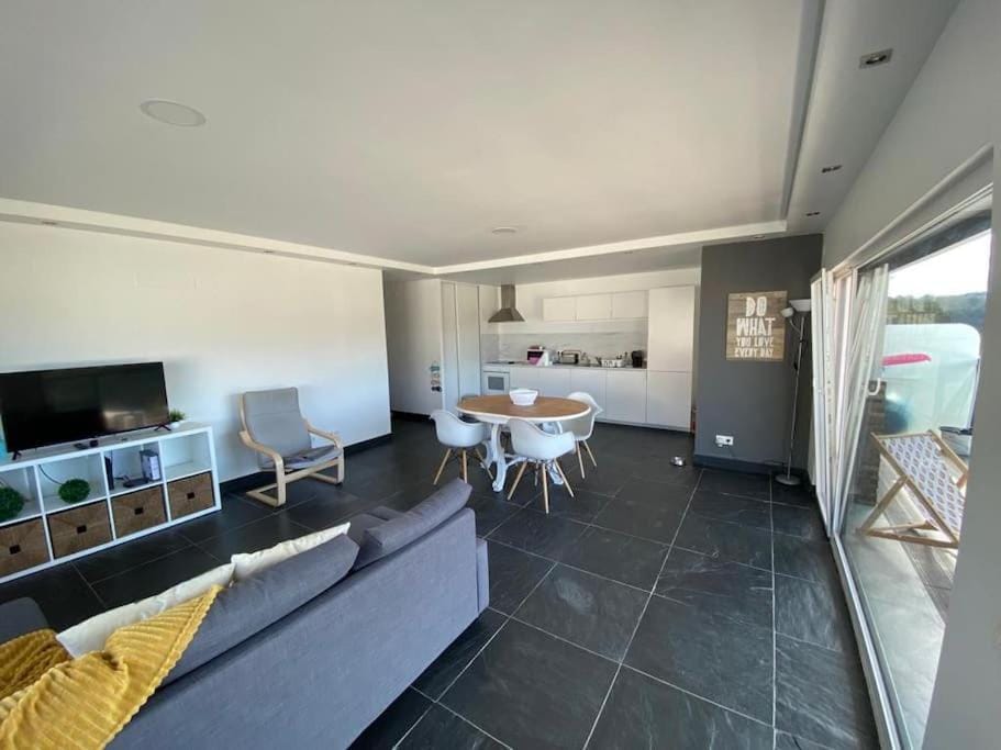 Zambujeiraseahouse - 100m da praia Apartment in Faro District