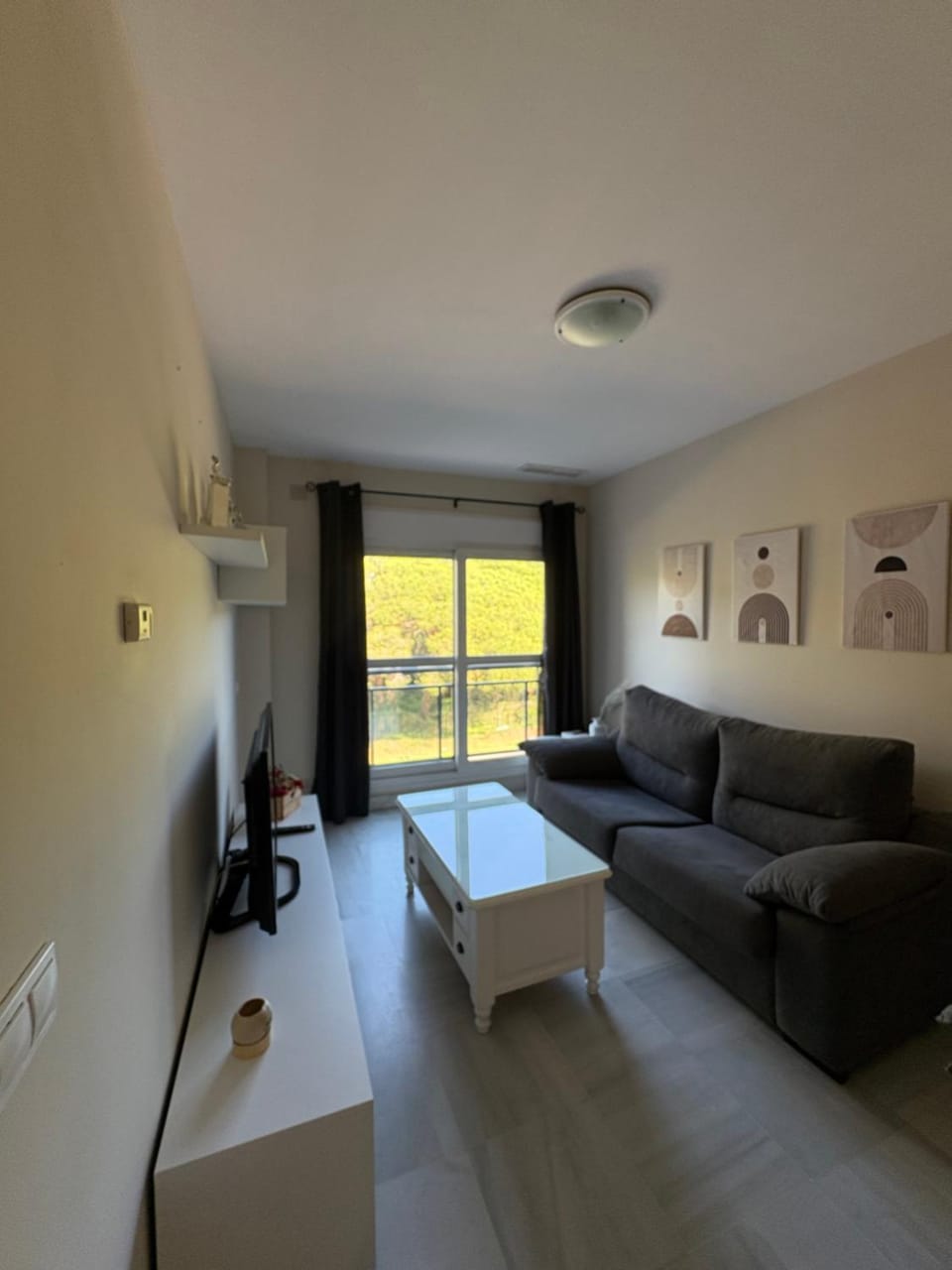 Communal lounge/ TV room