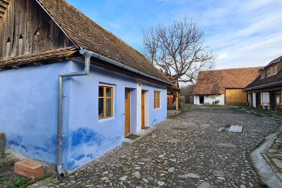 Inner courtyard view