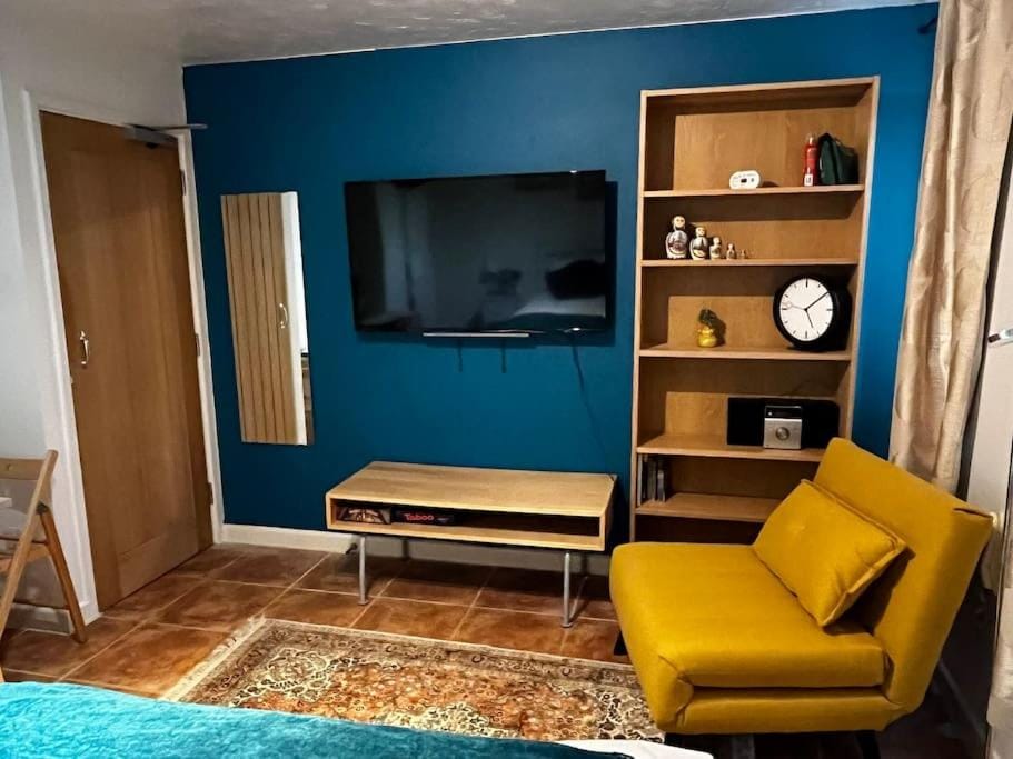 Exclusive flat in Oxford Centre with AC Apartment in Oxford