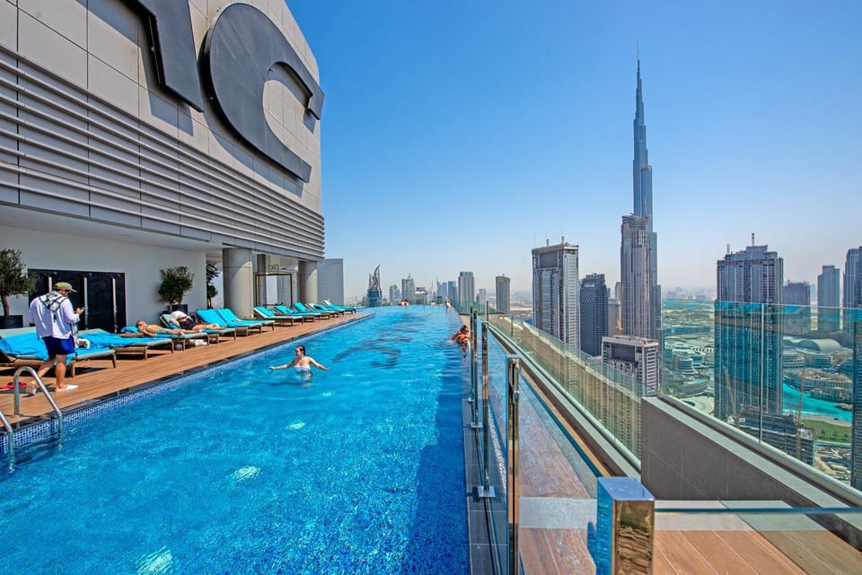 Stylish 2Bedroom w infinity pool on the 64th floor Apartment in Dubai
