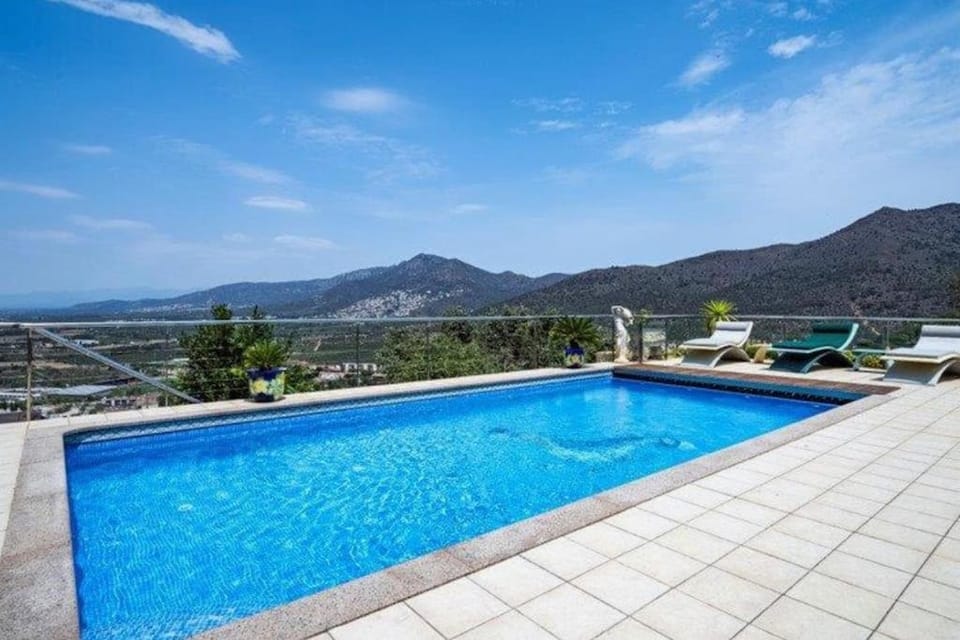 Balcony/Terrace, Swimming pool
