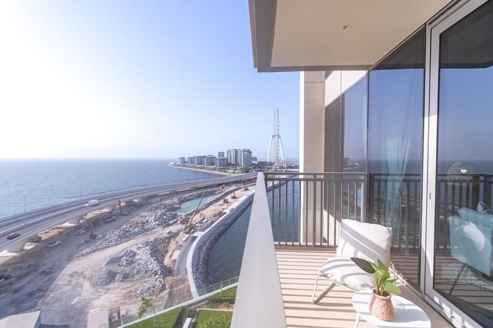 Blazing apartment by the seaside - Suiteable Apartment in Dubai