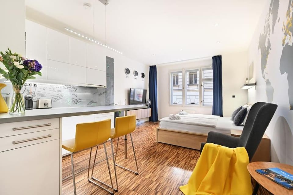 Stylish Apartment in Prague 1 Close to Old Town Square by EasyBNB Premium Apartment in Prague