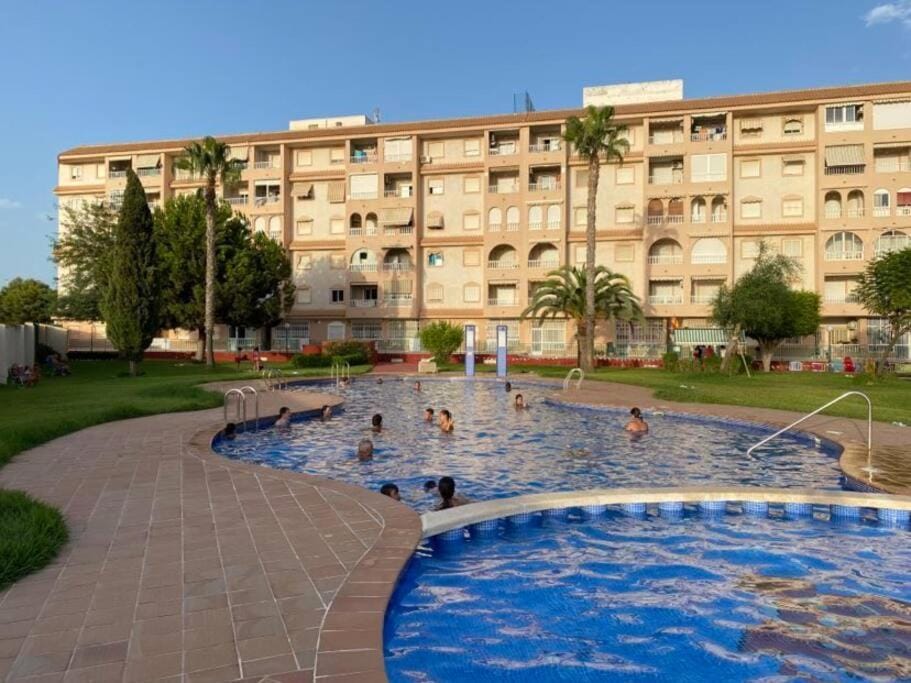 Apartamento Parque de Naciones Apartment in Torrevieja