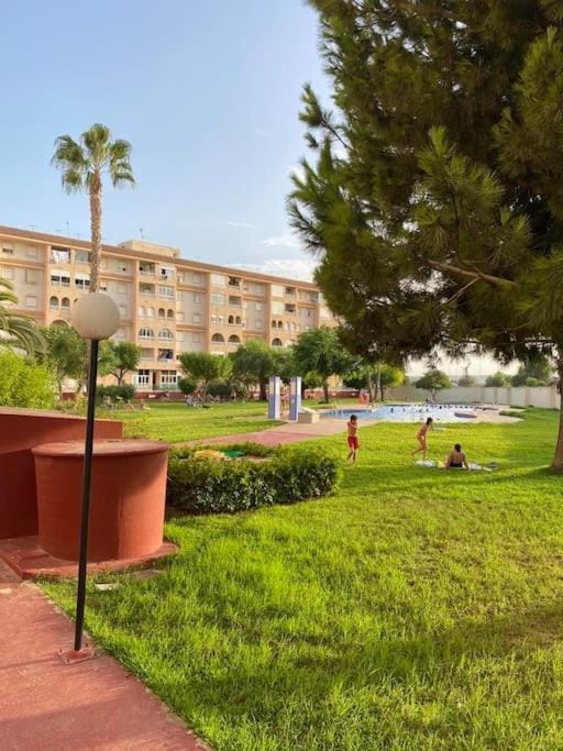 Apartamento Parque de Naciones Apartment in Torrevieja