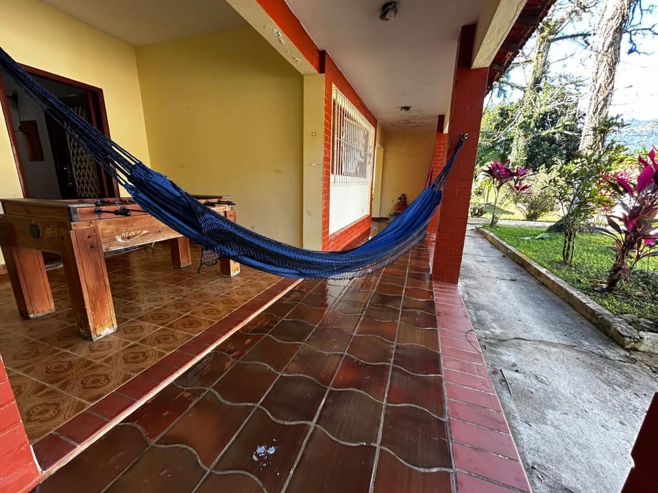 Chacara c piscina ampla em Pedro de toledo House in State of São Paulo