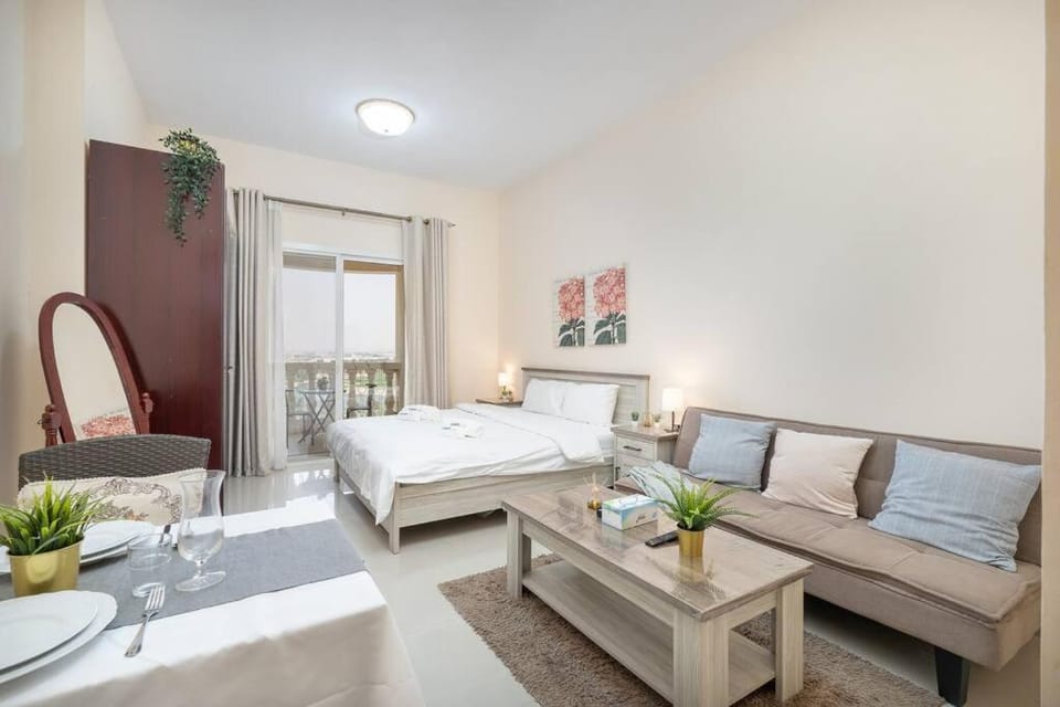 Budget Friendly & Studio & Golf View Apartment in Ras al Khaimah