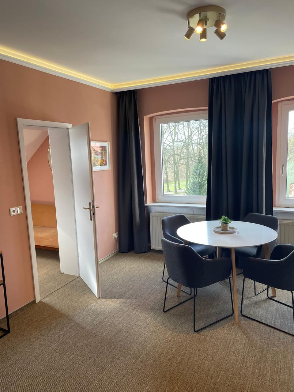 Living room, Seating area, Dining area