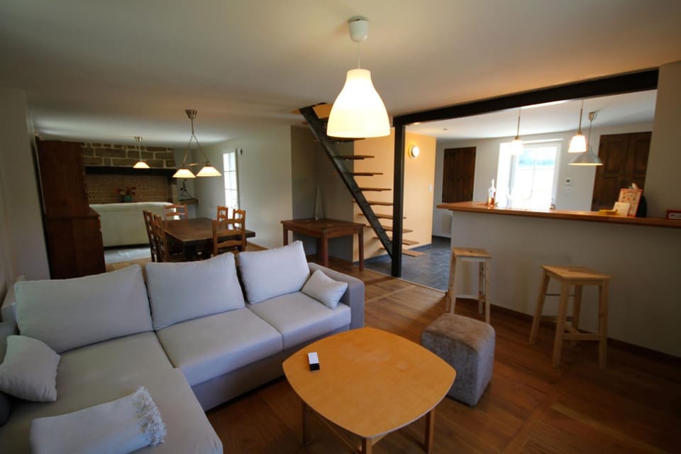 Living room, Lounge or bar