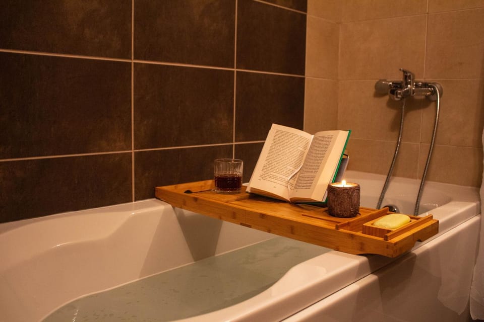 Bathroom, Bath