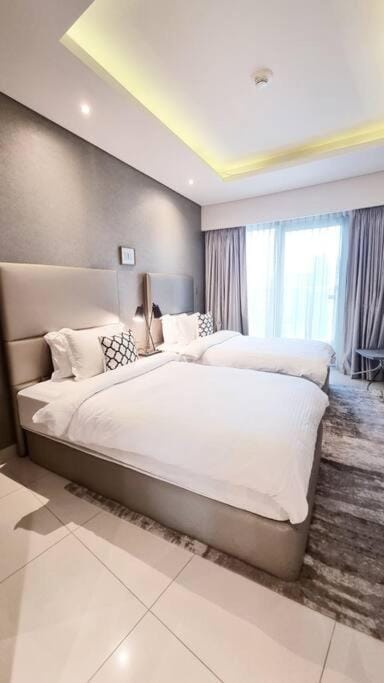 Luxury Paramount Hotel Apt D576 Apartment in Dubai