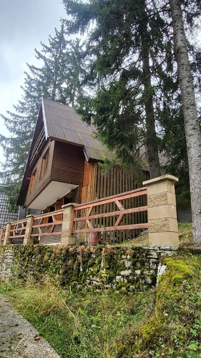 Cozy Cottage Vlašić House in Federation of Bosnia and Herzegovina