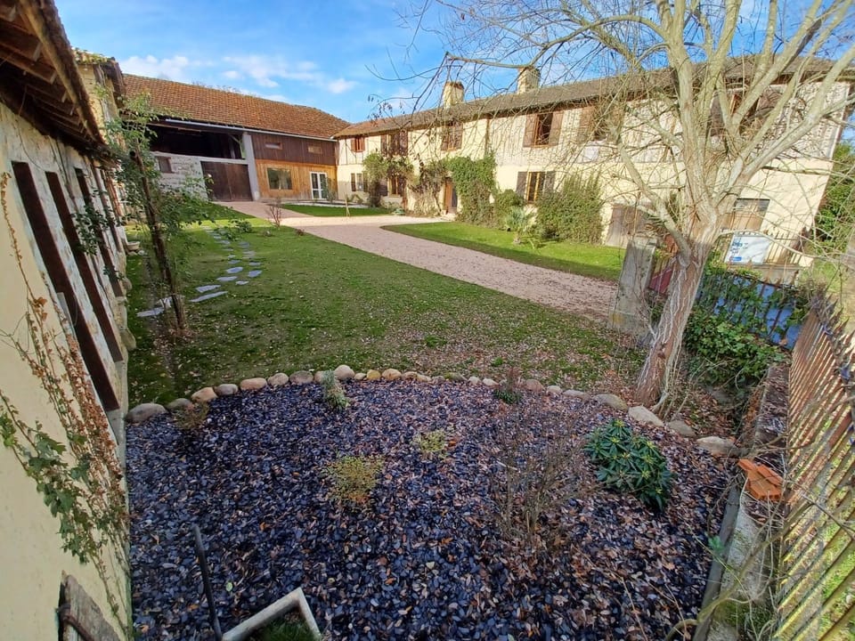Au jardin du lac Bed and Breakfast in Occitanie